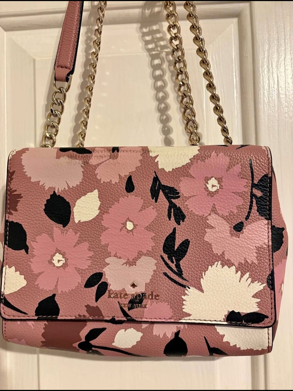 *SOLD* Kate spade Pink Floral Chain Strap Crossbody